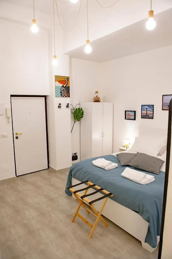 Casetta N.56 Smart & Mini Apartment Bari 0*,  Italy